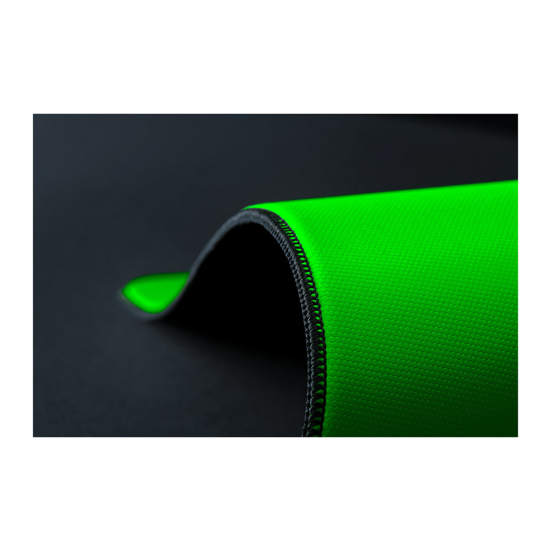 Razer Gigantus V2 Pro | Gaming mouse mat | Max Control | Large