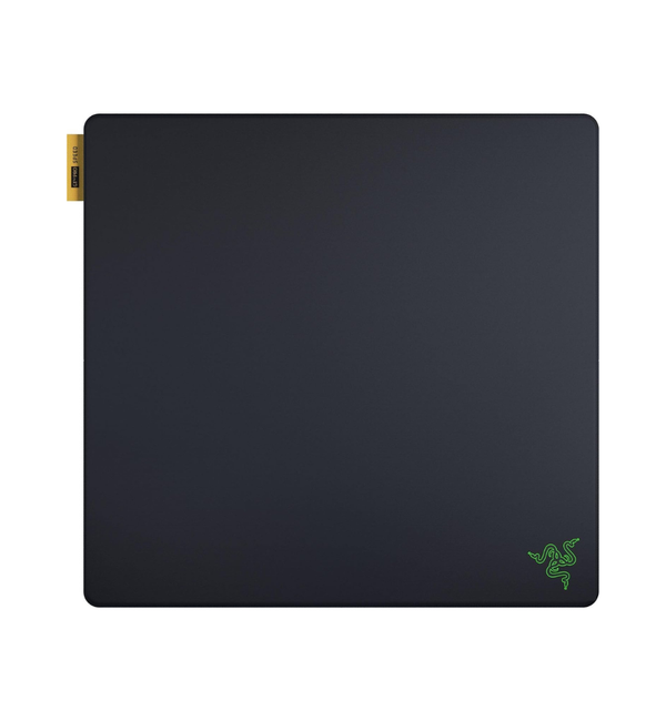 Razer Gigantus V2 Pro | Gaming mouse mat | Speed cloth | Large | Black